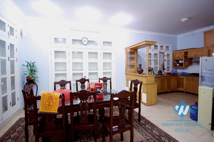 Nice and affordable 5 bebdroom villa to rent in Ciputra